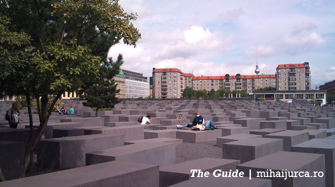 Berlin. Sentimentul ciudat pe care ti-l da o plimbare prin Memorialul Holocaustului 2 holocaust-memorial-1