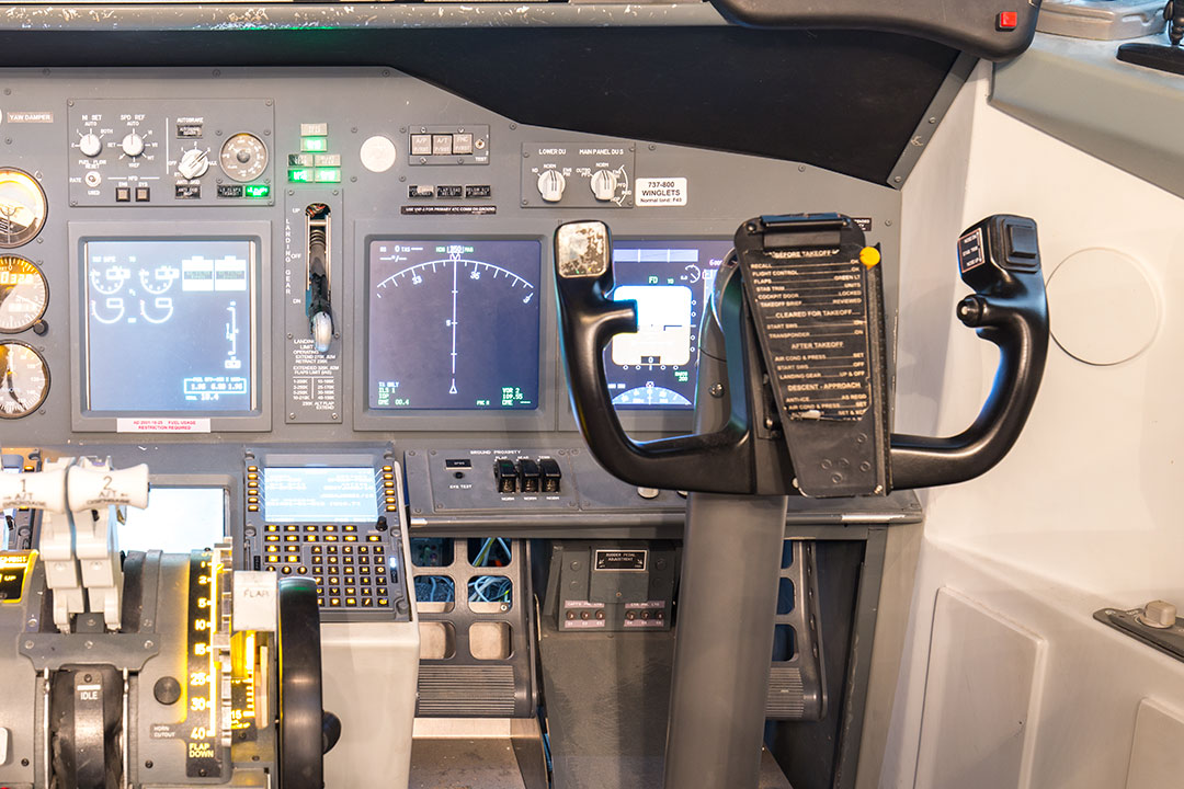 jurca-simulator-boeing-737-3
