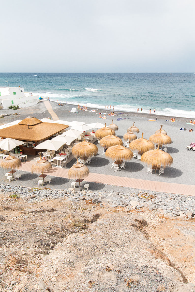 Tenerife. 3 plaje cu nisip negru - Los Gigantes, Playa de la Arena si La Caleta 12 la-caleta-tenerife-2