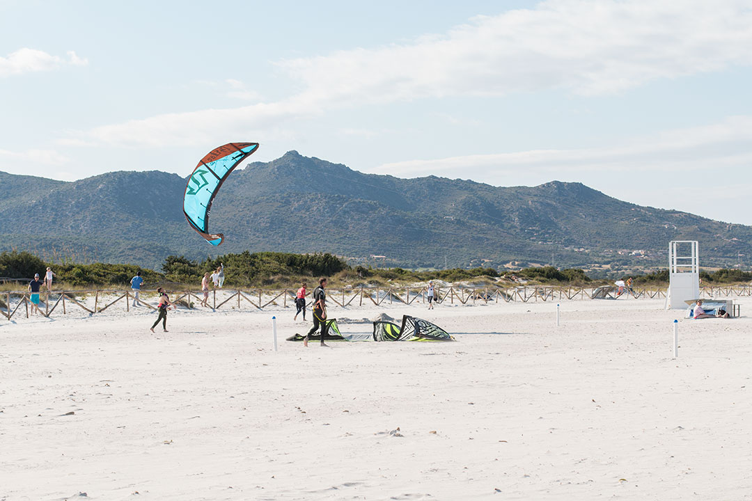 Superbissima plaja La Cinta din Sardinia, cu nisip alb fin si apa azurie 6 la-cinta-plaja-sardinia-6