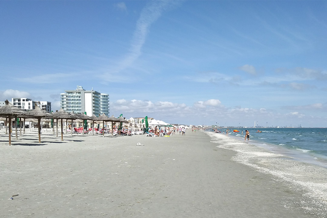 Review LG Q6, un telefon cu camera buna si afisaj excelent 2 mamaia-septembrie-1