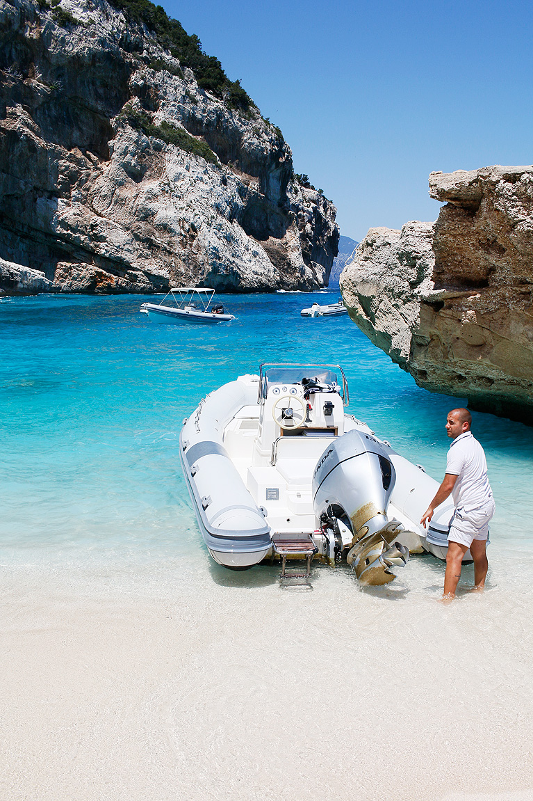 Sardinia, Costa Smeralda. Plaje spectaculoase pe care ajungi doar cu barca 6 sardinia-7