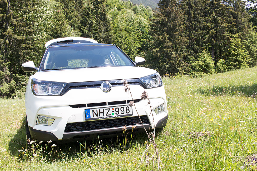 5 reguli dupa care se desfasoara un picnic in familia Jurca 19 ssangyong-tivoli-14