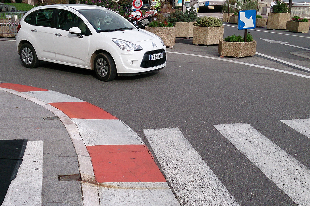 O zi in Principatul Monaco. Mic ghid de vizitare a orasului Monte Carlo 5 vibrator